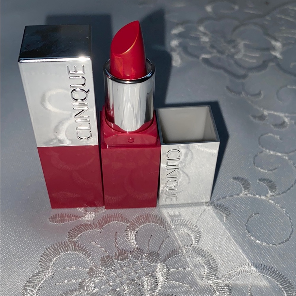 Clinique Red Lipstick
